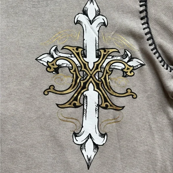 NWT Xtreme Couture Men's Small Tan Crew Neck Thermal With Skulls - Picture 6 of 8